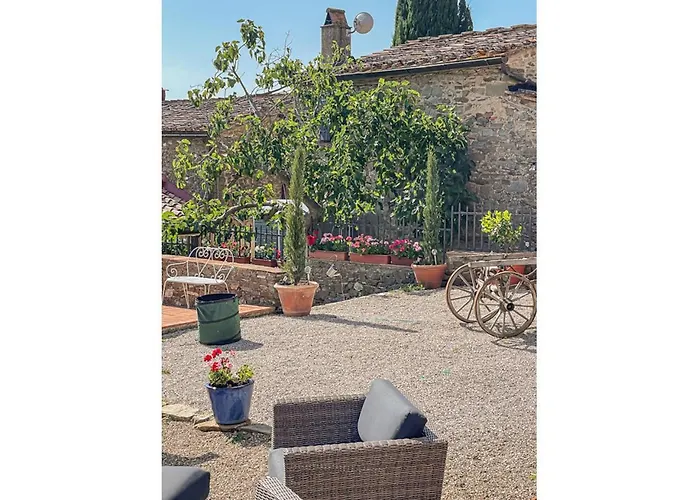 Charming Tuscan With Pool 2 To 5 Persons Lamole Greve in Chianti